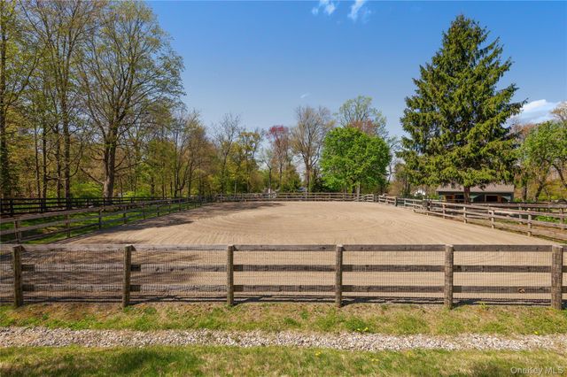 212 Hunt Lane, North Salem, NY 10560