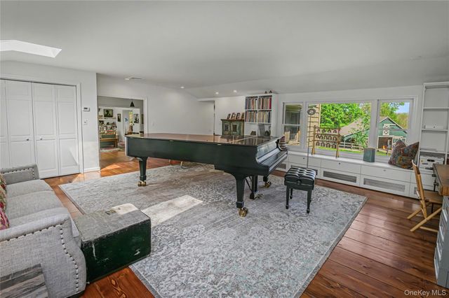 212 Hunt Lane, North Salem, NY 10560