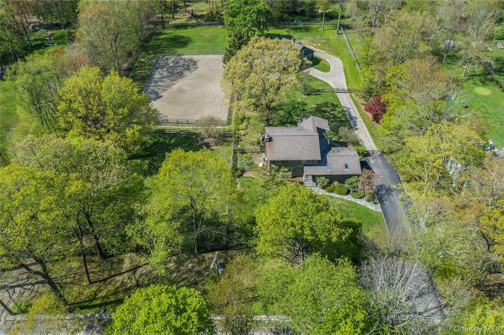 212 Hunt Lane, North Salem, NY 10560