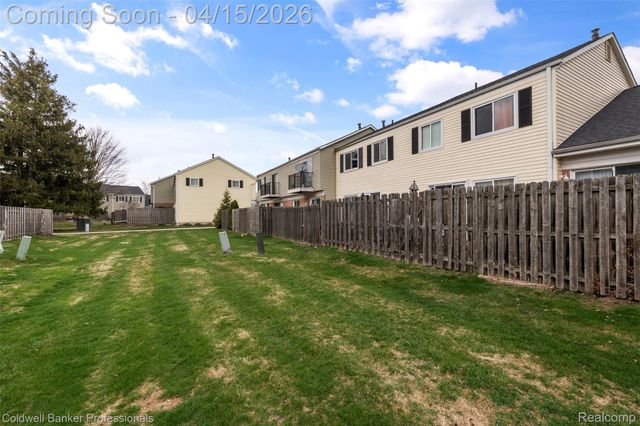 37305 Glenbrook Drive, Clinton Charter Township, MI 48036