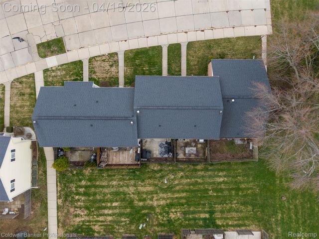 37305 Glenbrook Drive, Clinton Charter Township, MI 48036