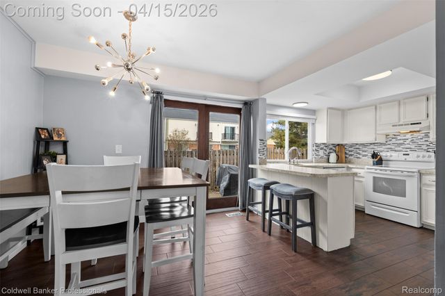 37305 Glenbrook Drive, Clinton Charter Township, MI 48036