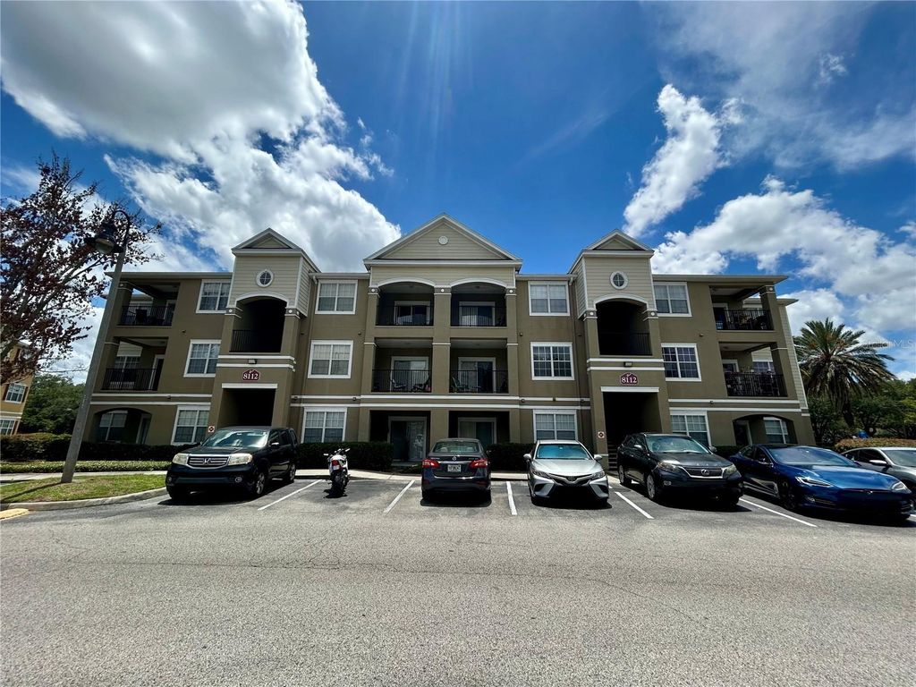 8112 CLAIRE ANN DRIVE 302, Orlando, FL 32825