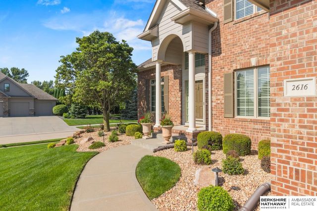 2616 S 191st Circle, Omaha, NE 68130