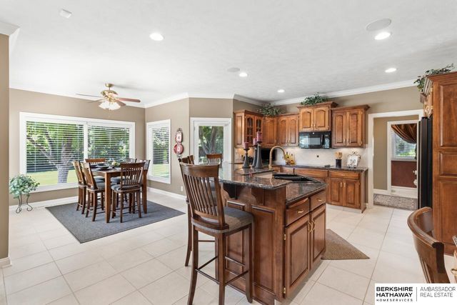2616 S 191st Circle, Omaha, NE 68130