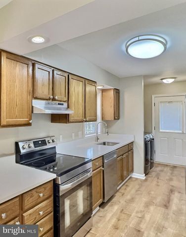 49 POCAHONTAS RD, Front Royal, VA 22630