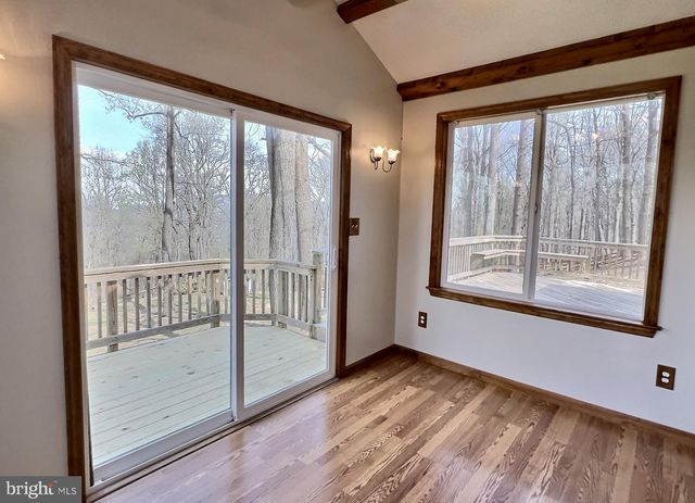 49 POCAHONTAS RD, Front Royal, VA 22630