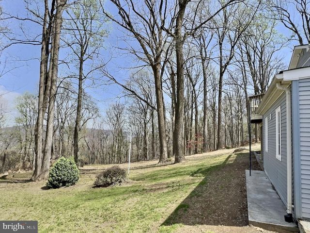 49 POCAHONTAS RD, Front Royal, VA 22630