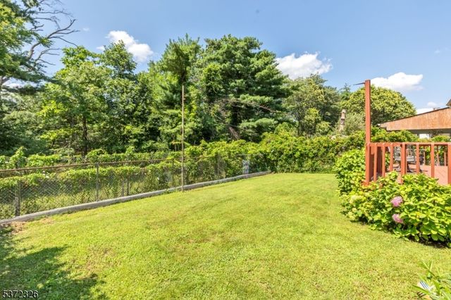 60 Reinhold Ter, Union Twp., NJ 07083