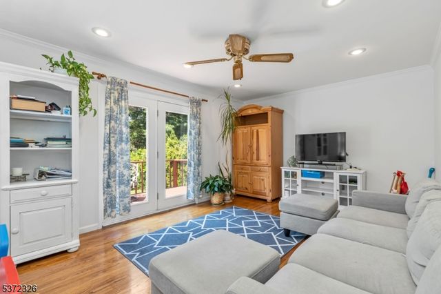 60 Reinhold Ter, Union Twp., NJ 07083