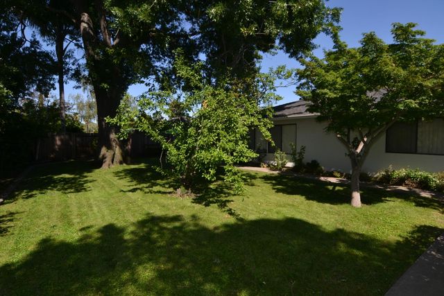 3434 Five Mile Dr, Stockton, CA 95219