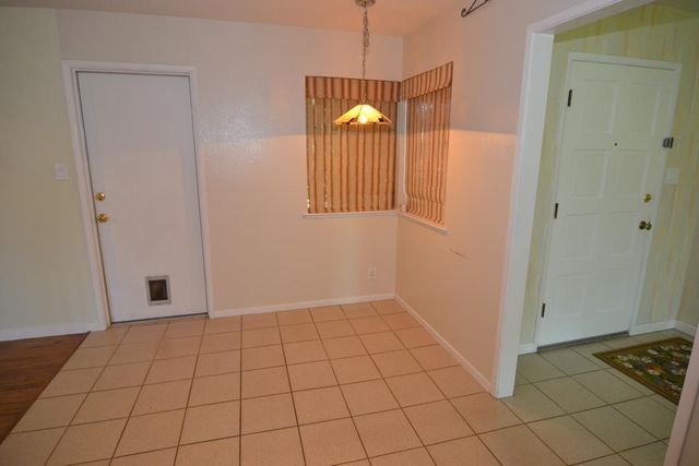 3434 Five Mile Dr, Stockton, CA 95219