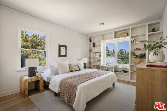 1647 Rotary Drive, Los Angeles, CA 90026