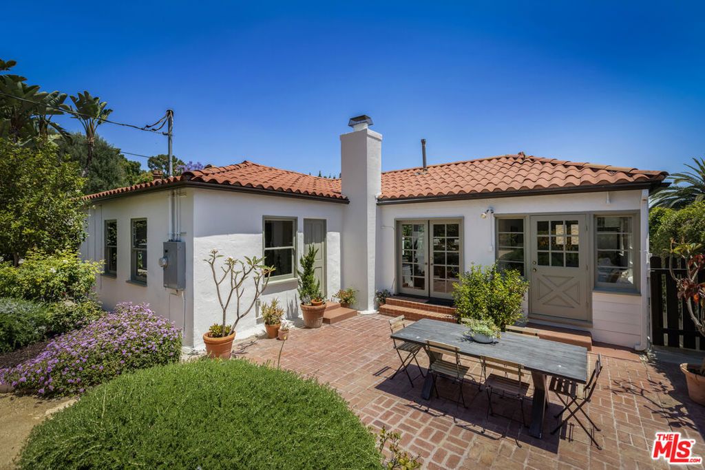 1647 Rotary Drive, Los Angeles, CA 90026