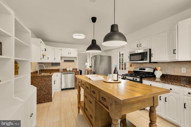 6117 BROAD BRANCH RD NW, Washington, DC 20015