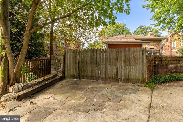 6117 BROAD BRANCH RD NW, Washington, DC 20015