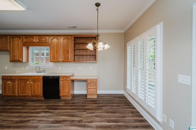 5816 HIGHGROVE CIRCLE, Bessemer, AL 35022