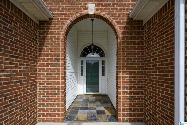 5816 HIGHGROVE CIRCLE, Bessemer, AL 35022