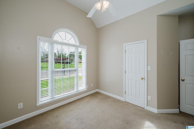 5816 HIGHGROVE CIRCLE, Bessemer, AL 35022