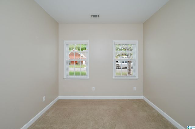5816 HIGHGROVE CIRCLE, Bessemer, AL 35022