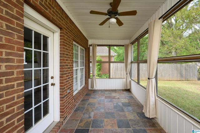 5816 HIGHGROVE CIRCLE, Bessemer, AL 35022