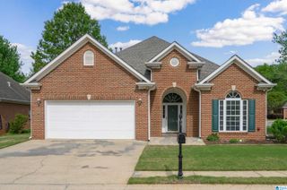 5816 HIGHGROVE CIRCLE, Bessemer, AL 35022