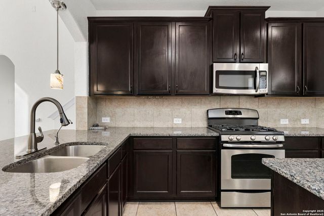 8015 Cimarron Ranch, San Antonio, TX 78254