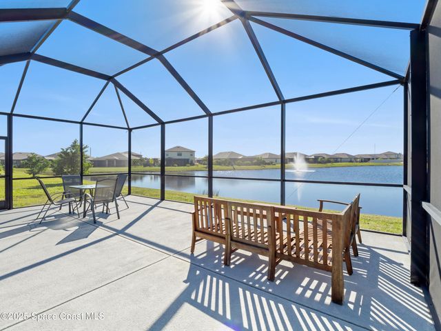 5678 Waterfall Place, Grant, FL 32949