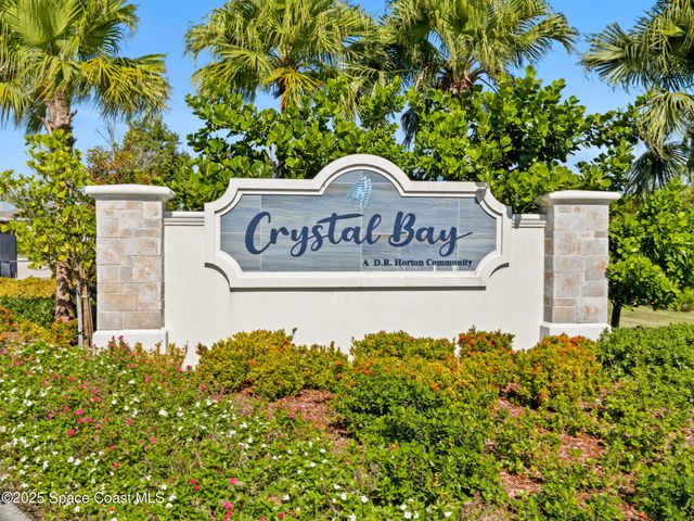 5678 Waterfall Place, Grant, FL 32949