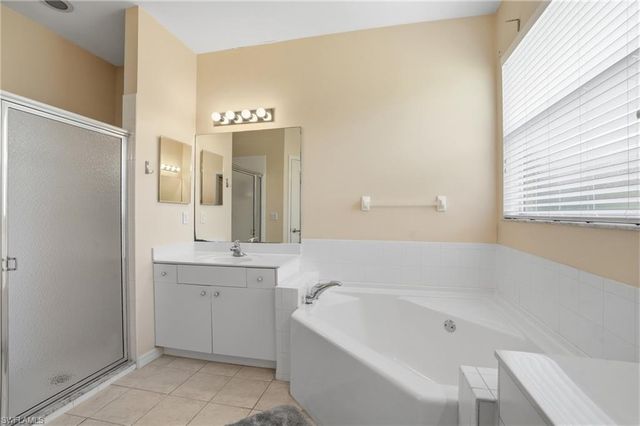 12565 Stone Valley LOOP, Fort Myers, FL 33913