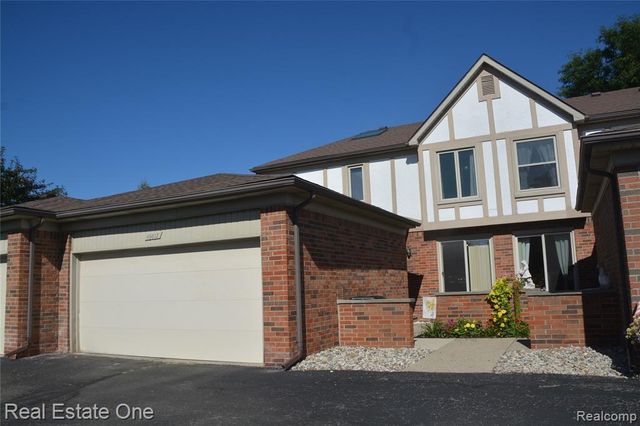49617 Hamilton Court 28, Utica, MI 48315