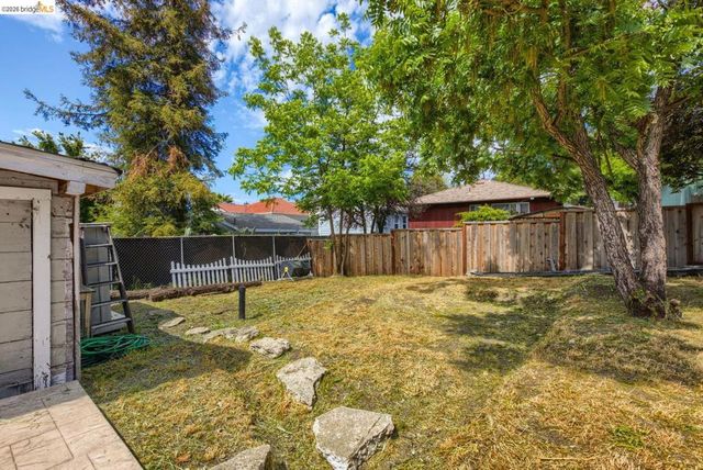 2201 Lasalle ST, Martinez, CA 94553