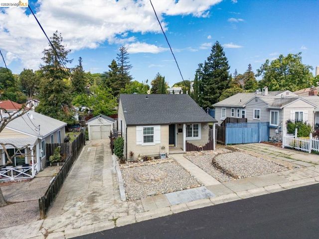 2201 Lasalle ST, Martinez, CA 94553