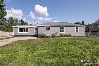 1104 S Drent Road, Muskegon, MI 49442