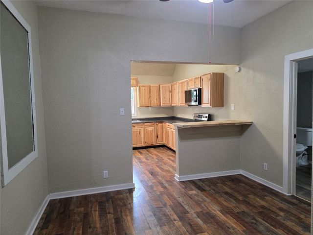 405 W Graham Street, Godley, TX 76044