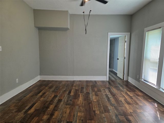 405 W Graham Street, Godley, TX 76044