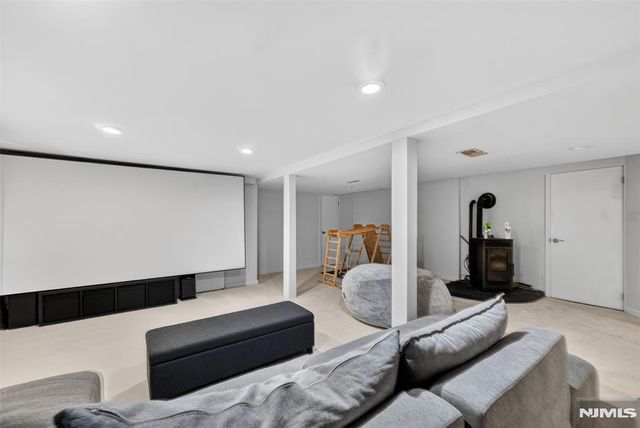 447 Van Dyke Street, Ridgewood, NJ 07450