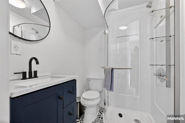447 Van Dyke Street, Ridgewood, NJ 07450
