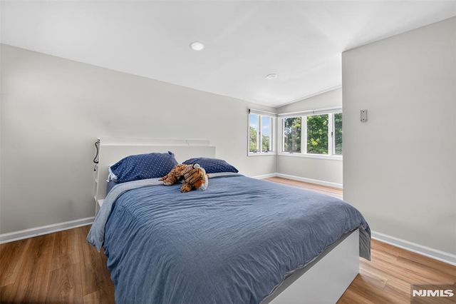 447 Van Dyke Street, Ridgewood, NJ 07450