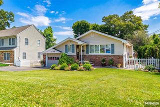 447 Van Dyke Street, Ridgewood, NJ 07450