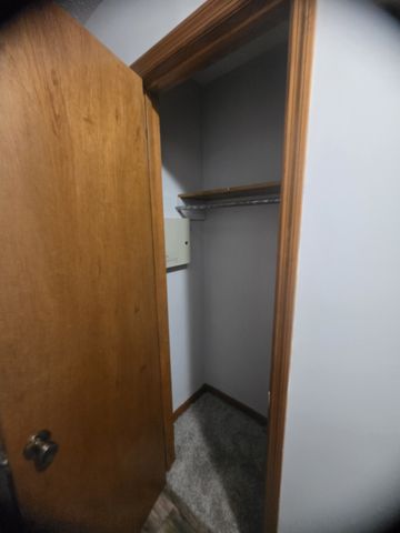 100 Shady View Dr, Hendersonville, TN 37075
