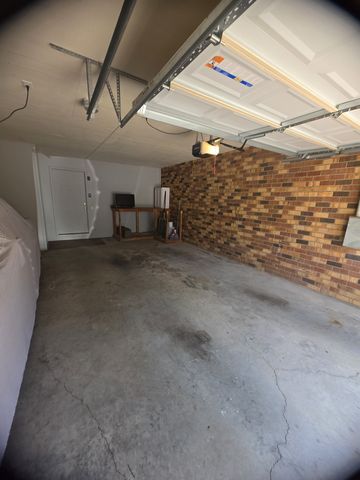 100 Shady View Dr, Hendersonville, TN 37075