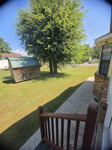 100 Shady View Dr, Hendersonville, TN 37075