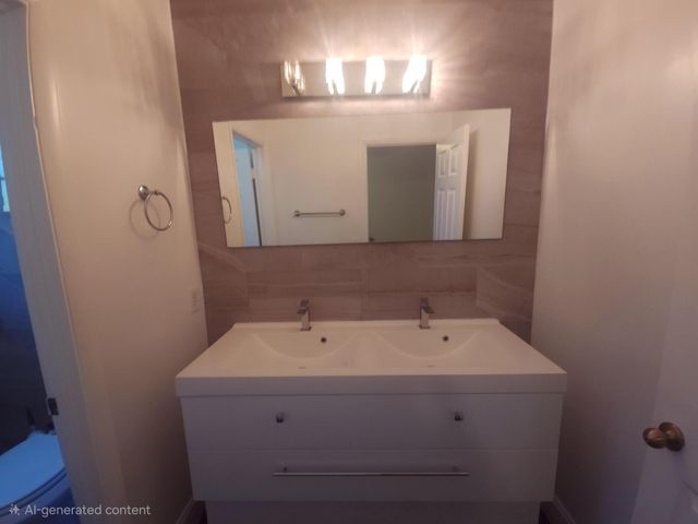 5067 SE Mariner Garden Circle, Stuart, FL 34997