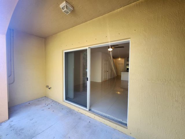 5067 SE Mariner Garden Circle, Stuart, FL 34997