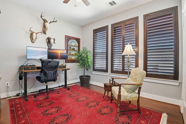 410 Peach Street, Tomball, TX 77375