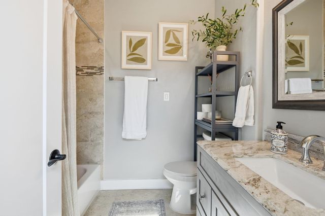 410 Peach Street, Tomball, TX 77375