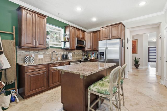 410 Peach Street, Tomball, TX 77375