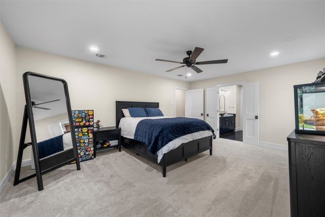 3241 Village Park Drive, Waco, TX 76708