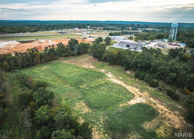 198 Firehouse Drive, Waynesville, MO 65583